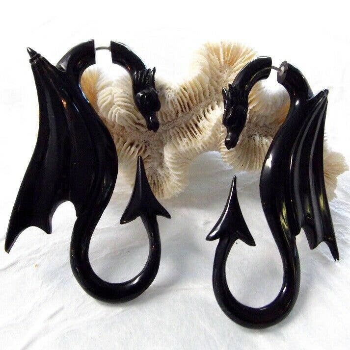 CARVED DRAGON FAUX GAUGE BLACK EARRINGS