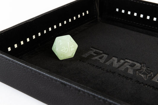 SHADOW LIGHT BLACK LIGHT DICE TRAY with D20