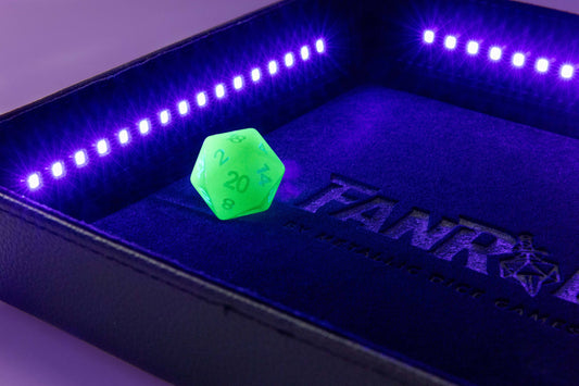 SHADOW LIGHT BLACK LIGHT DICE TRAY with D20