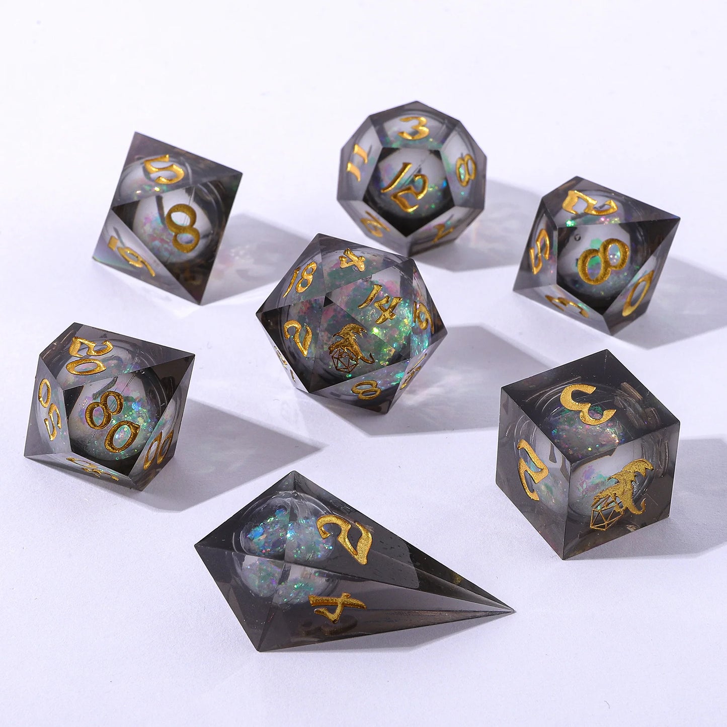 CAPTURED MAGIC SHARP RESIN DICE SET