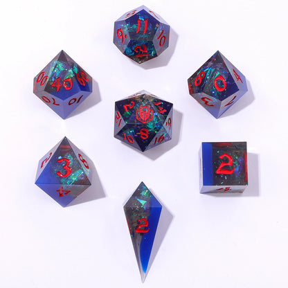 CAPTURED MAGIC SHARP RESIN DICE SET
