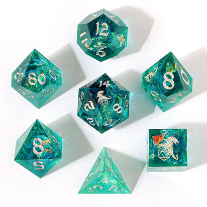 CAPTURED MAGIC SHARP RESIN DICE SET
